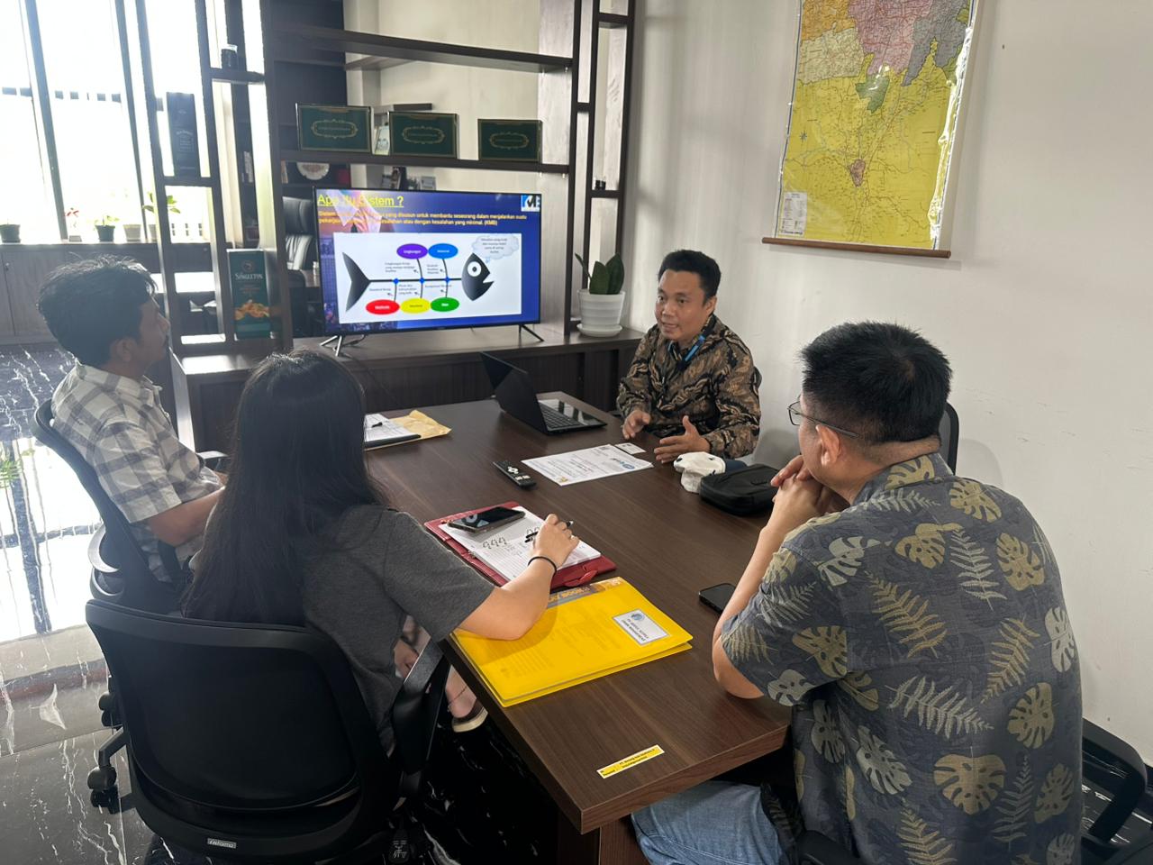 CV KMB Laksanakan Penyampaian Sertifikasi ISO kepada PT Kharisma Asia Sejahtera Secara Resmi dan Terstruktur